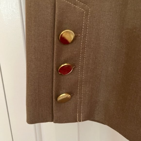 Brown Cropped Slacks with Gold Buttons Size 10 - Picture 2 of 8